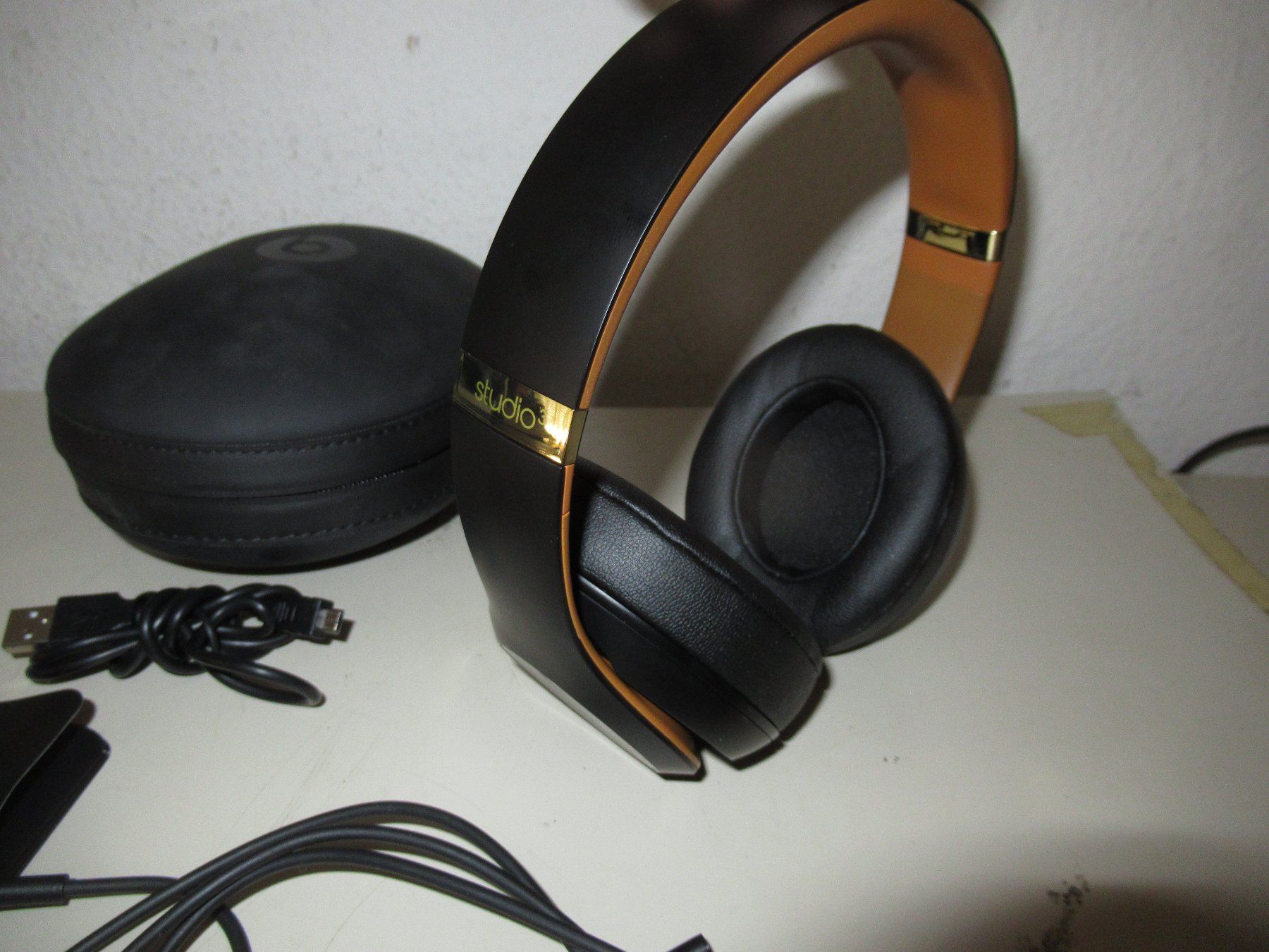 Beats Cuffie: Beats Studio3 – Usato da Männedorf venduto da livesteam 3