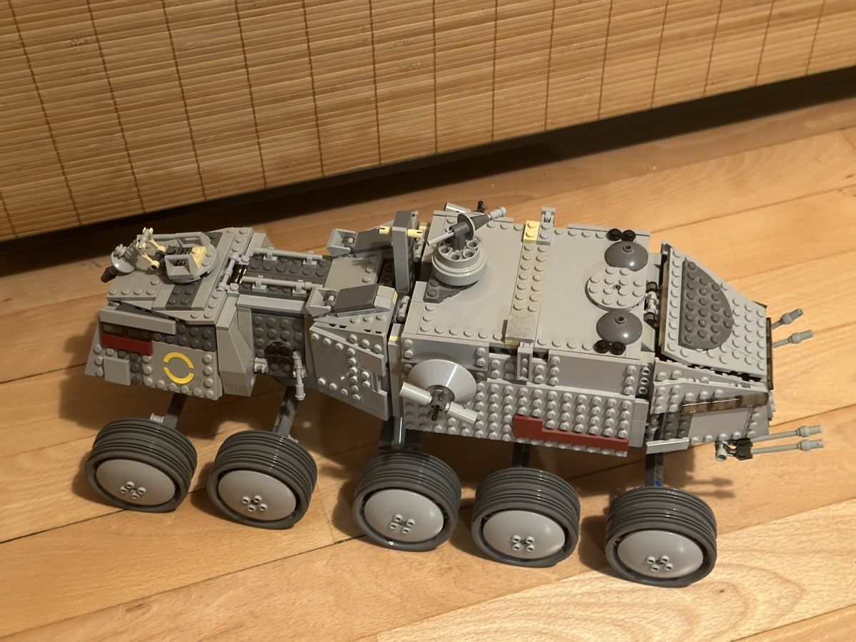 Lego Spielzeuge: Lego Star Wars 8098 Clone Turbo Tank – Gebraucht aus Zürich von