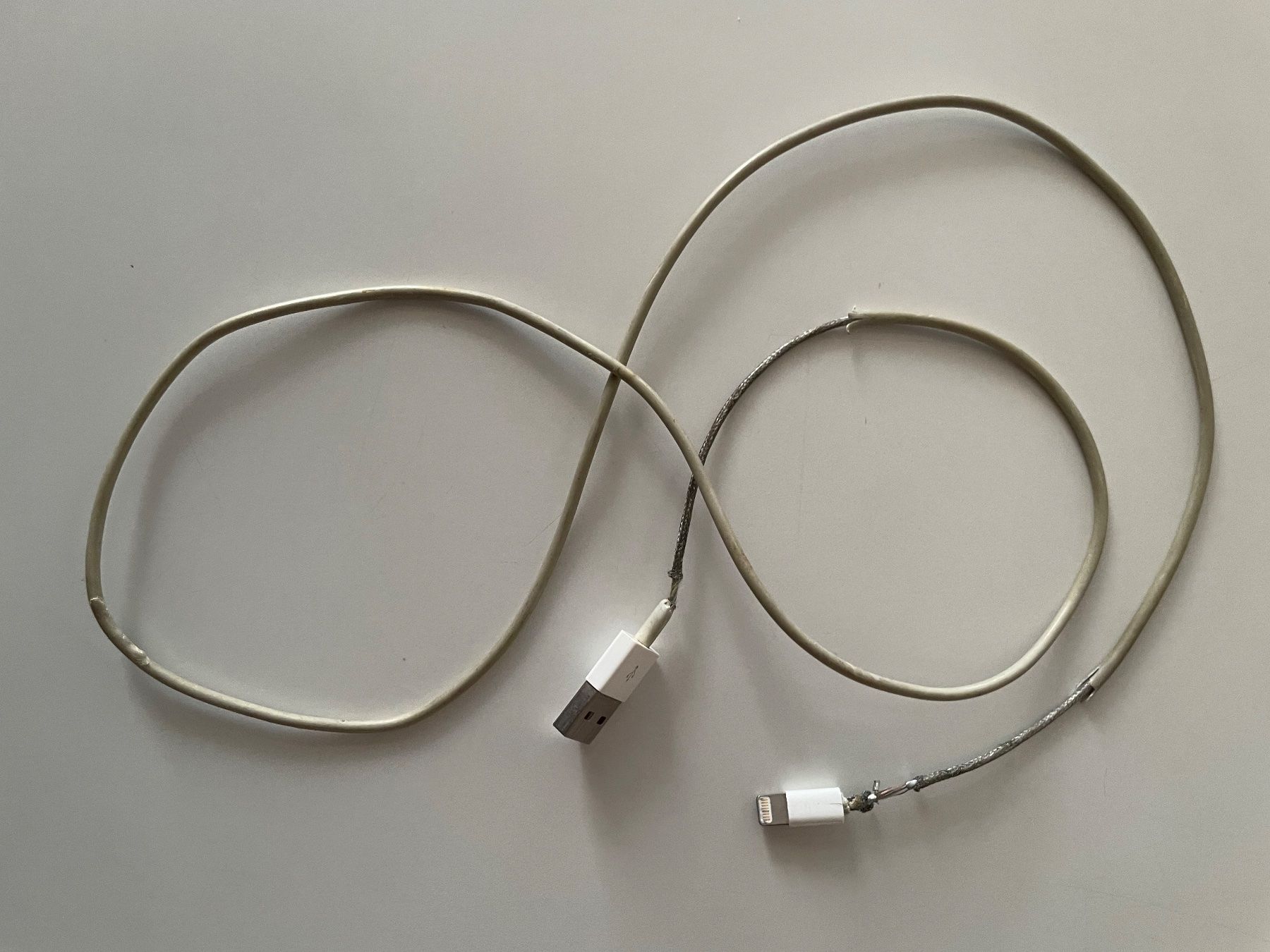 Apple Telefoni cellulari / Smartphones: iPhone SE – Usato da Cudrefin venduto da Pk1588 5