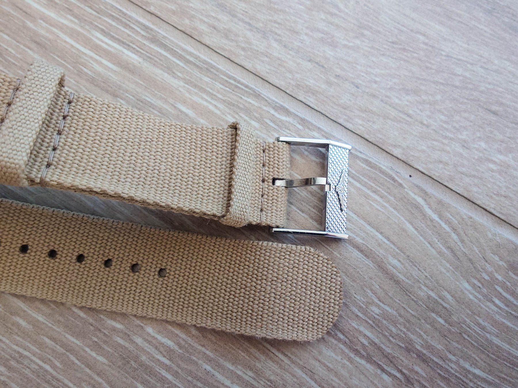 Bracelets: Longines NATO strap 21/22mm – Neuf (Voir description) à Epalinges par bracelet123 1