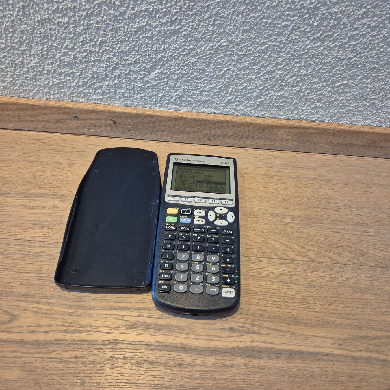 Texas Instruments Calcolatrici tascabili: Texas Instruments Ti-89 Taschenrechner – Usato da Steinhausen venduto da Housebabe