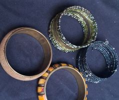 Lot de 4 bracelets bohèmes chic - Parfait pour l'été!
