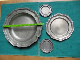4 ZinnTeller Tablett antik / Zinnset 4-teilig Etain