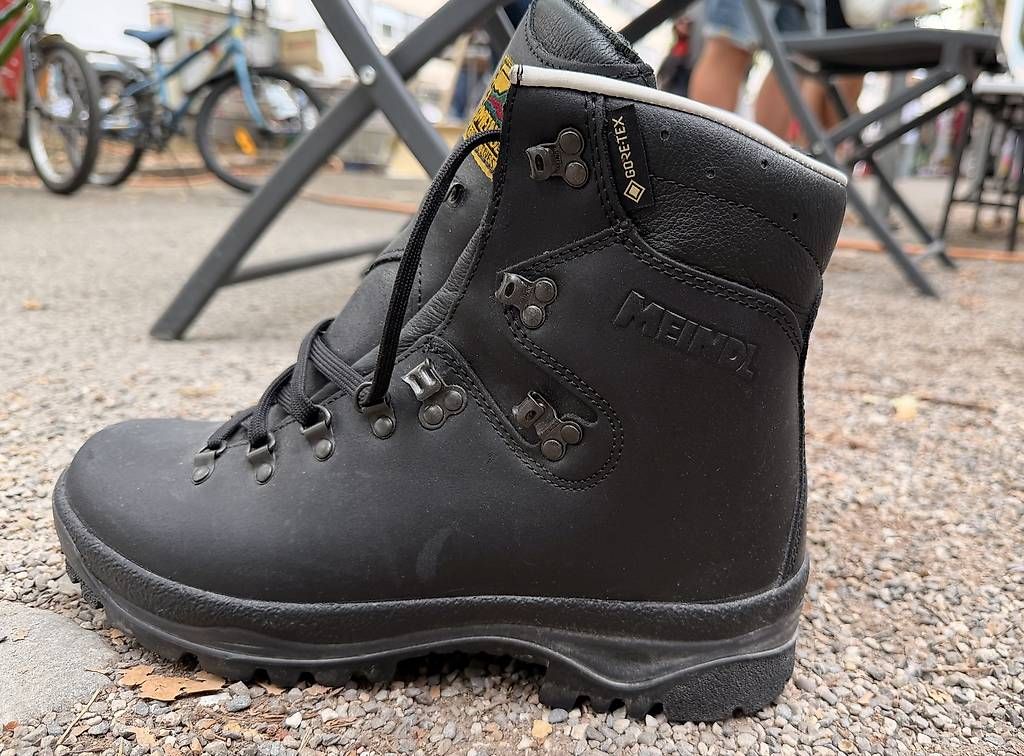 Scarpe da uomo: Meindl Gore-Tex Wanderschuhe / Bergschuhe – Usato da Allschwil venduto da Hamimi
