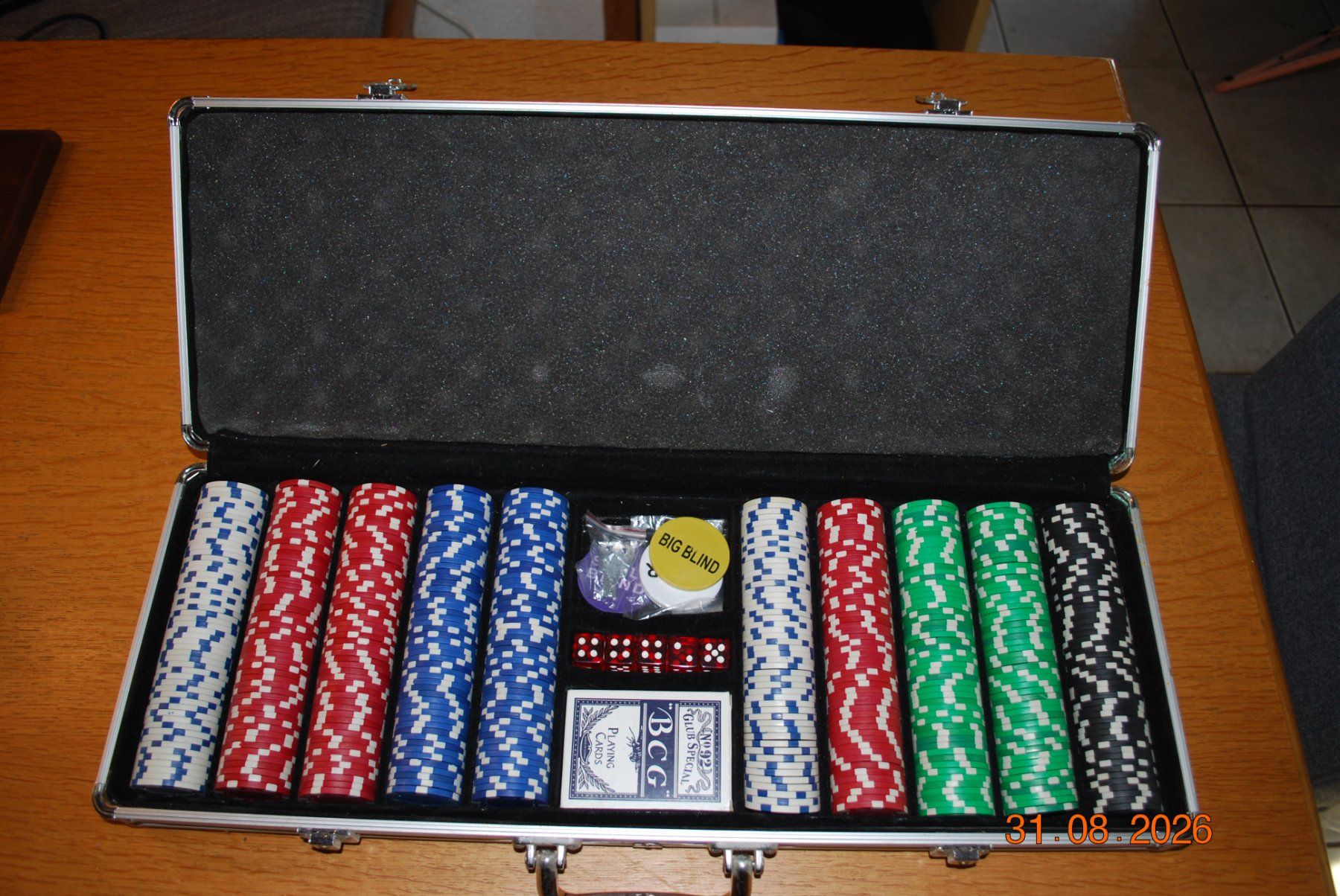 Giochi: Poker Chips Koffer Set kaum gebraucht – Usato da Seedorf BE venduto da grauerbaer2001