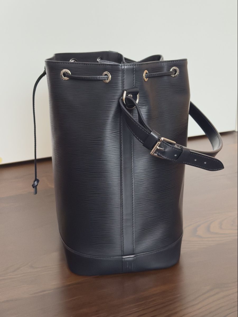 Louis Vuitton Borse da donna: Louis Vuitton Noé MM Epi Leder – Usato da Zürich venduto da JessGar 3