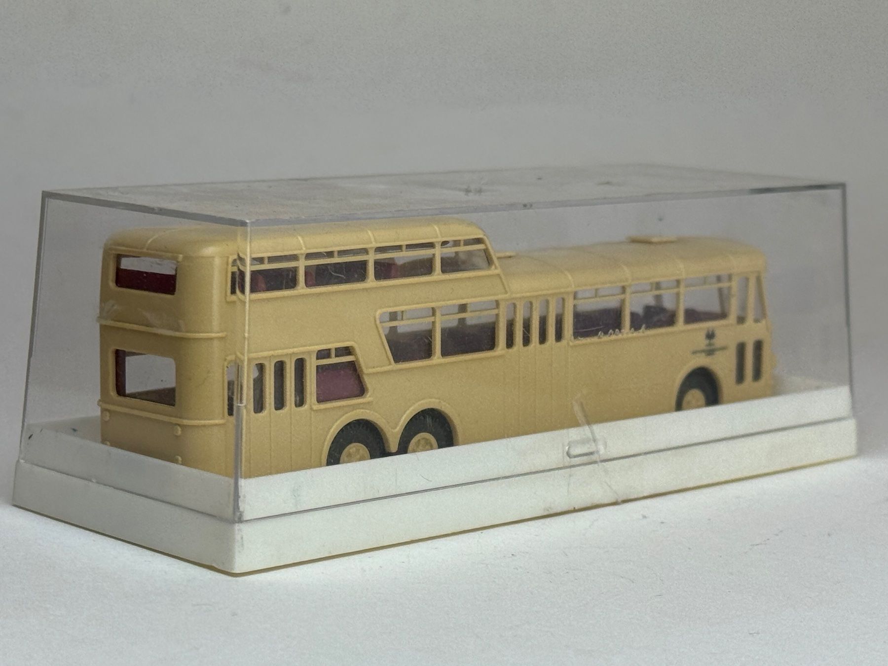Brekina Modellini d'auto: GB- Brekina Büssing 1 1/2 Decker beige – Usato da Elm venduto da Wikmtz 1