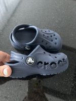 Crocs Clogs dunkelblau Kinder Grösse C6/22-23 gebraucht