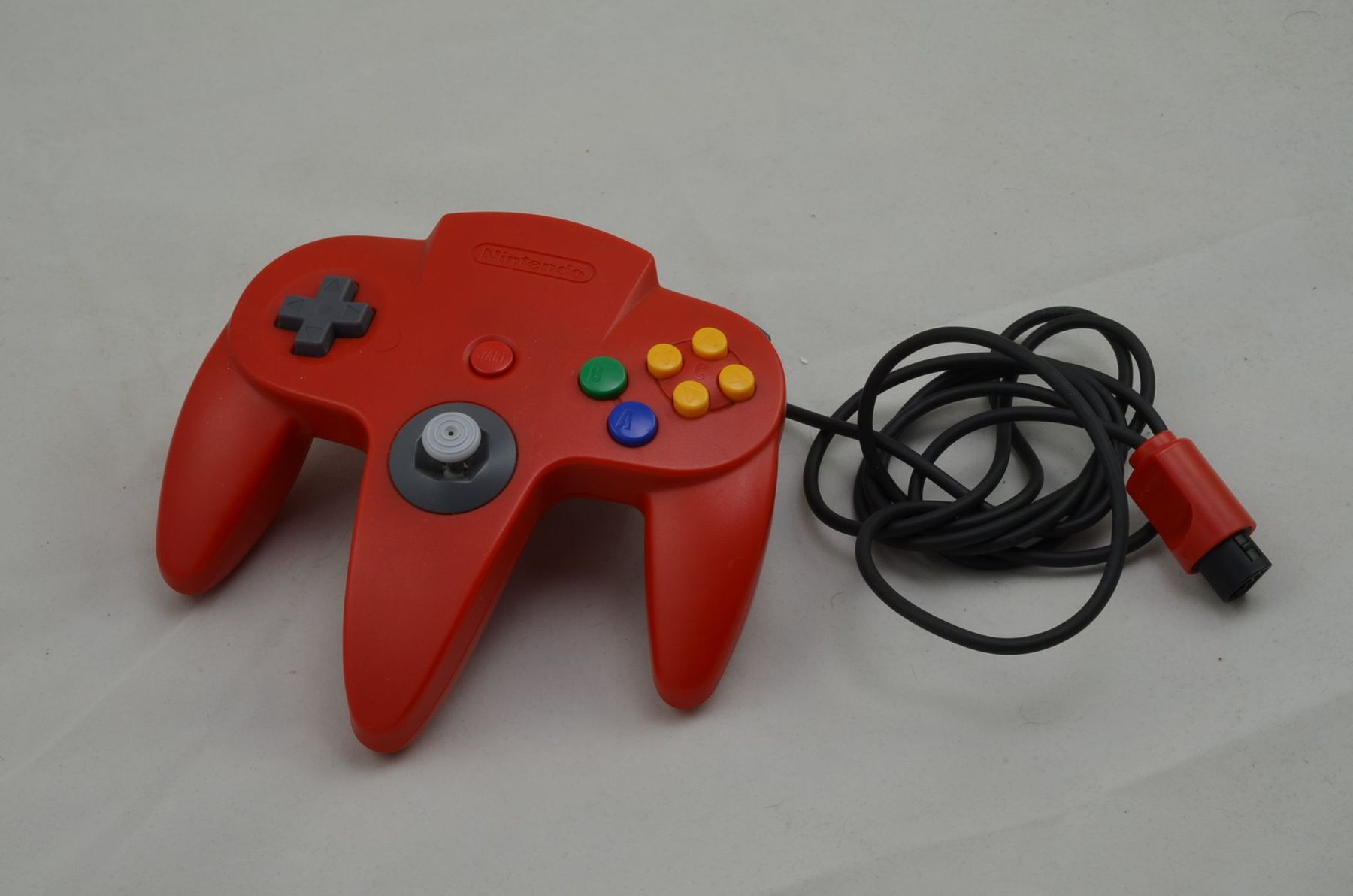 Altri accessori: 1x N64 Original Controller (sehr gut) – Usato da Buchs AG venduto da SellAndBuyX 1
