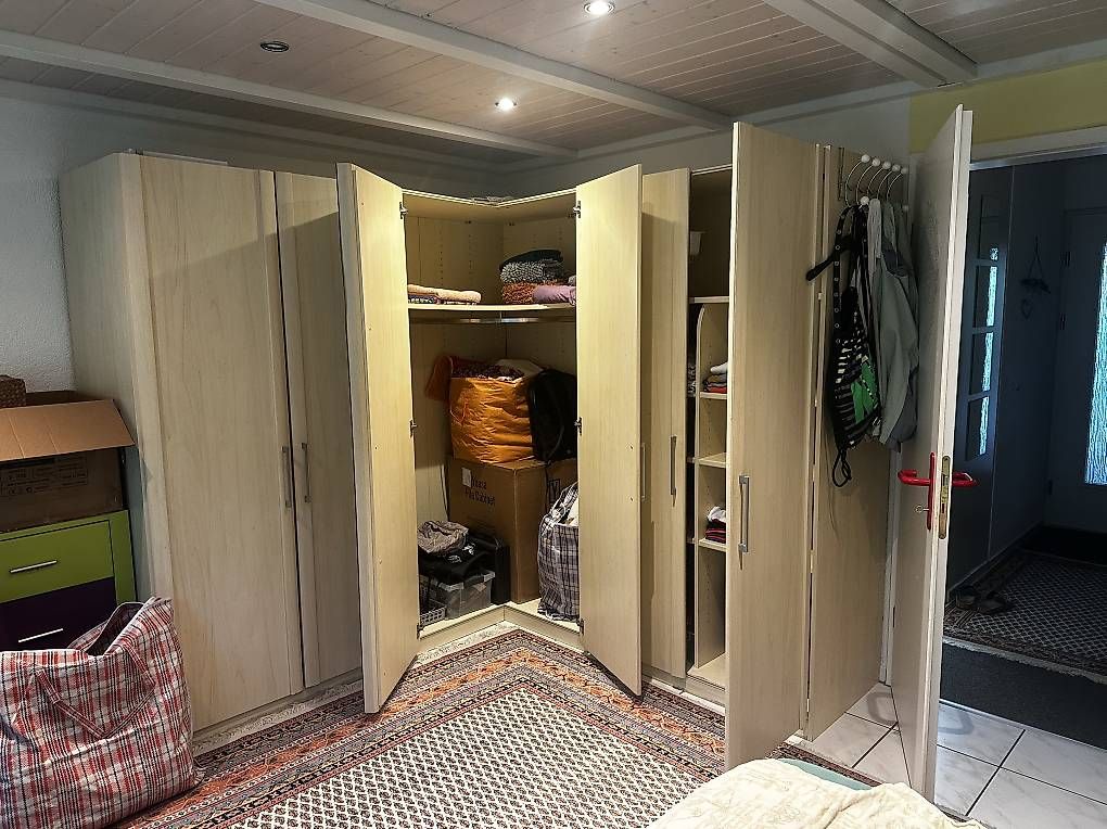 Armadi: Eck- Kleiderschrank – Usato da Ostermundigen venduto da sch_55ft 1