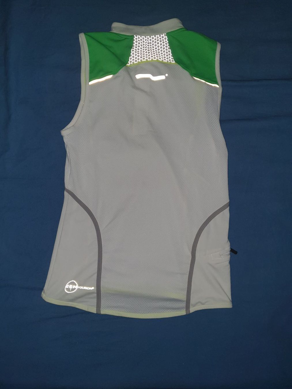 T-shirt: TAO Technical Shirt – Nuovo (secondo la descrizione) da Muttenz venduto da pixopus 1