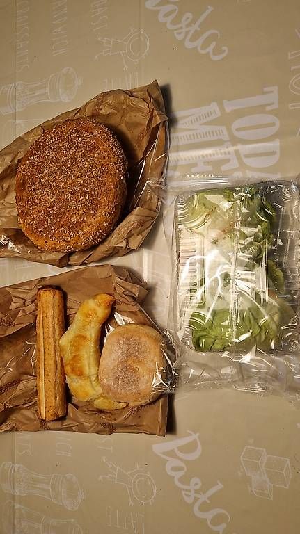 Autres articles bureau & commerces: Brot und Salat – D'occasion à Götighofen par Synergy03 1