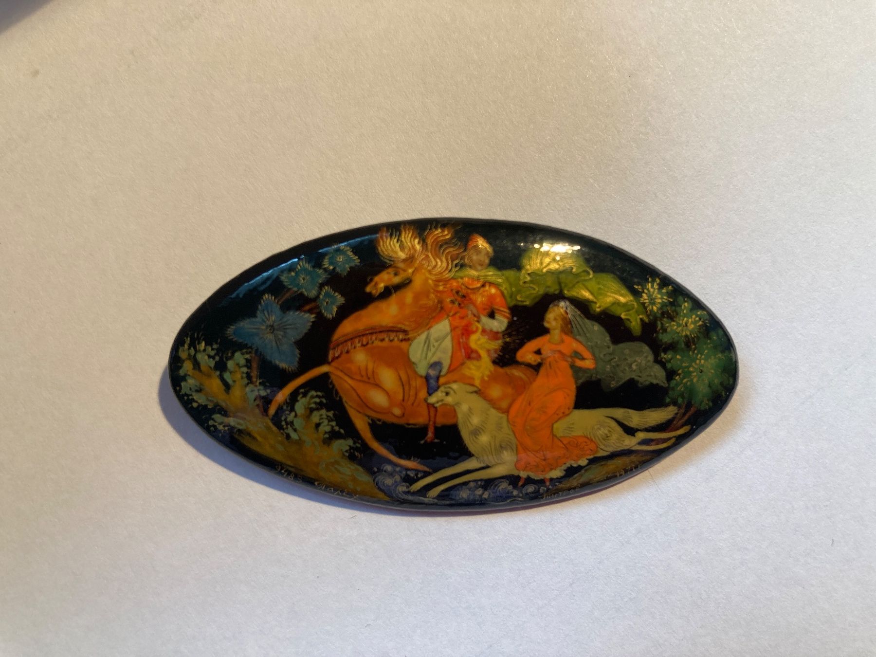 Broschen & Nadeln: Brosche, Lackminiatur aus Palech – Gebraucht aus Winterthur von greenspell 1