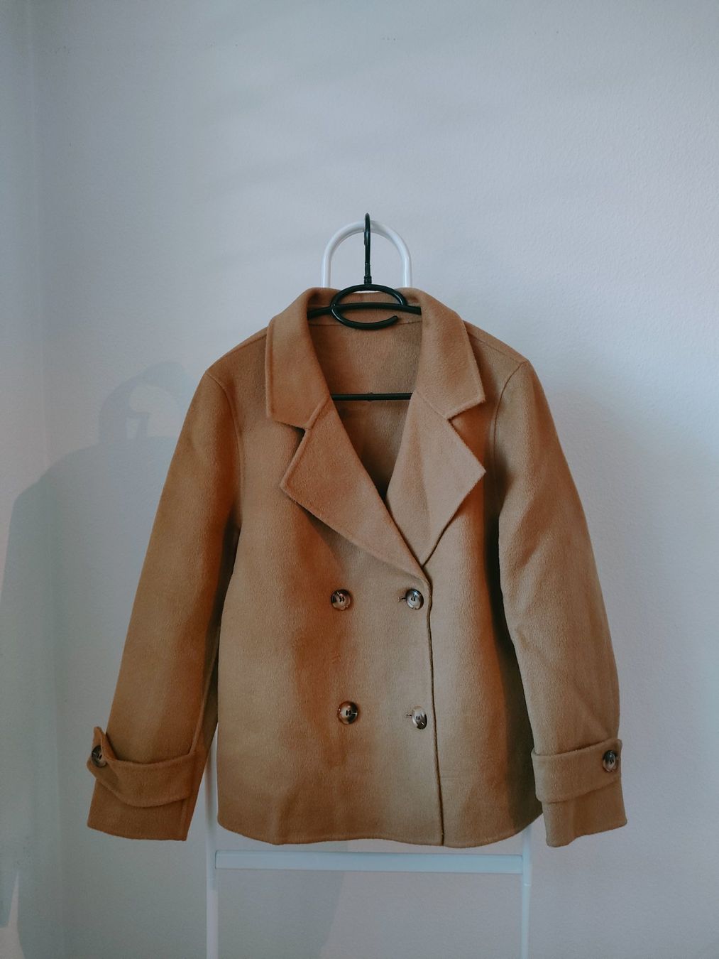 Giacche: Wunderschöne Dame kurze Jacke hellbraun – Nuovo (secondo la descrizione) da Dietikon venduto da MJ_Sporting