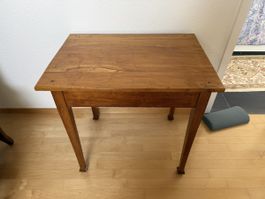 Holztisch Beistelltisch kleine Tischfläche
