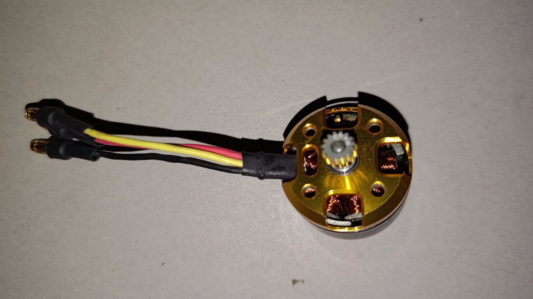 Motori: Helimotor SCORPION HK 2206-3900 Kv – Usato da Lützelflüh-Goldb venduto da alb_d9cx 1
