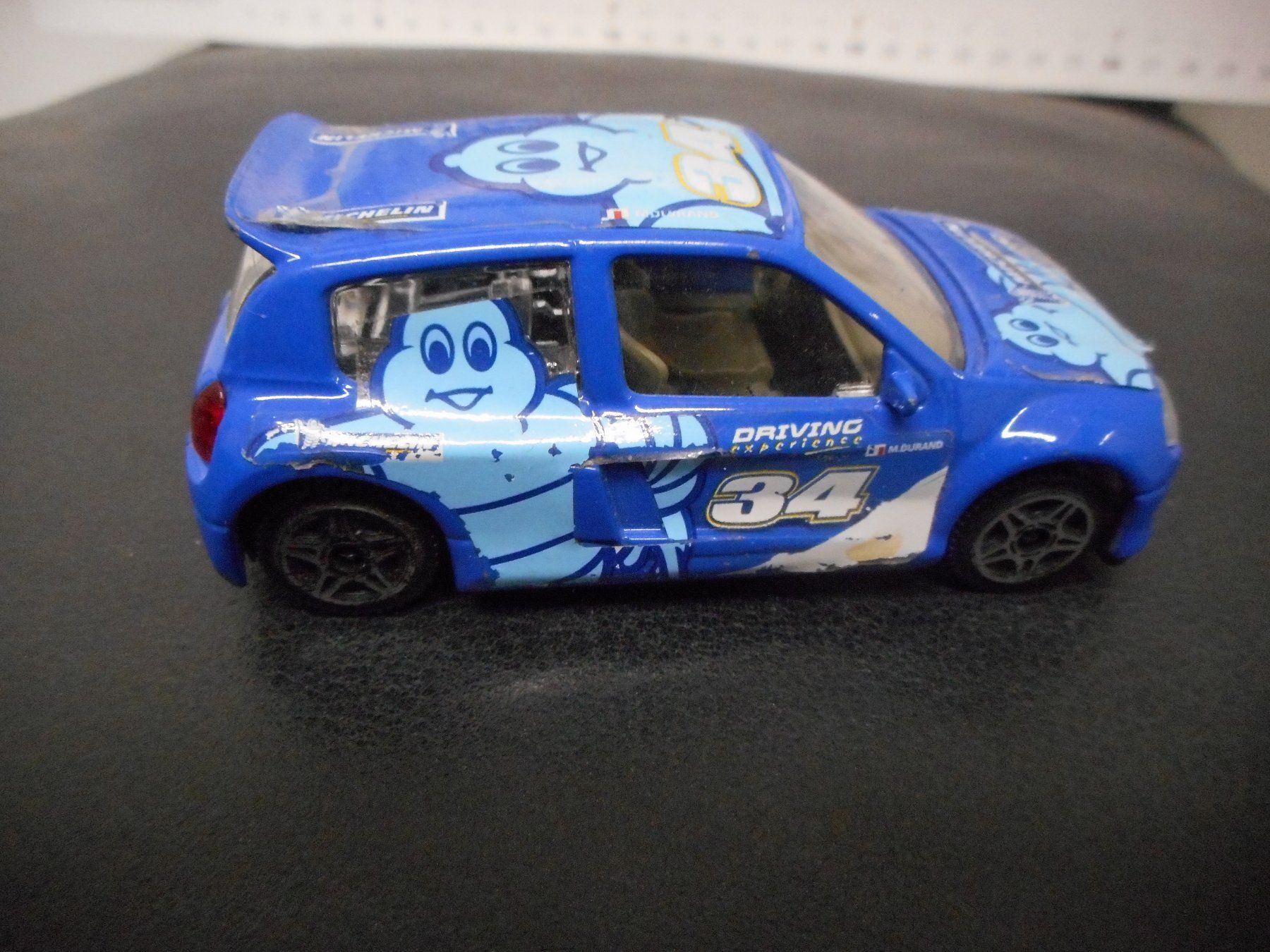 Bburago Modellini d'auto: Burago Renault Clio V6 1 : 43 – Usato da Bretzwil venduto da gbfluck 2