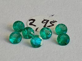 NEW PRICE / LOT 7 EMERAUDES BRESILIENNES 2,95 mm
