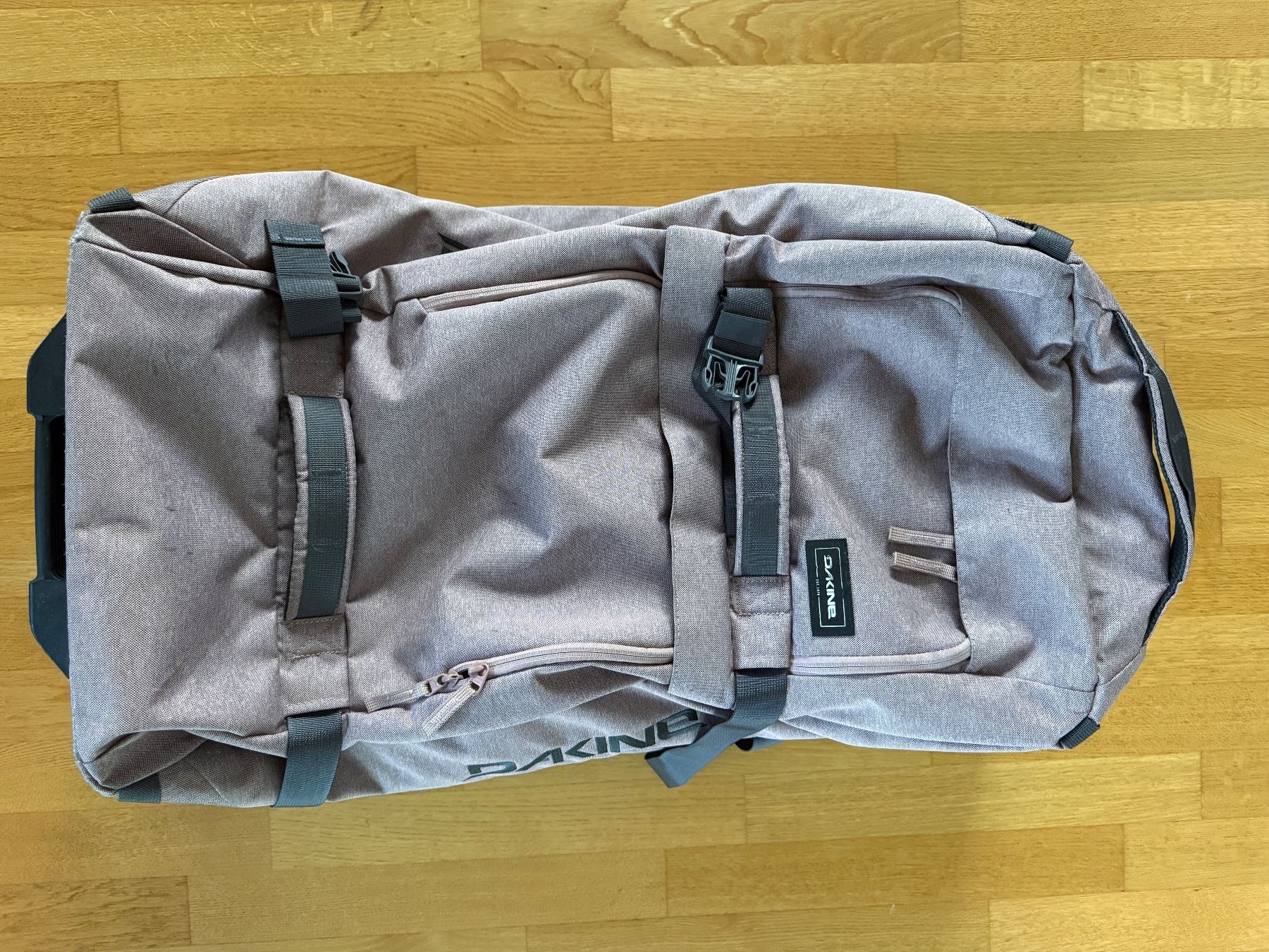 Dakine Reisekoffer: Dakine Split Roller 110L Reisekoffer / Trolley – Gebraucht aus Winterthur von summer_rain_bow 3