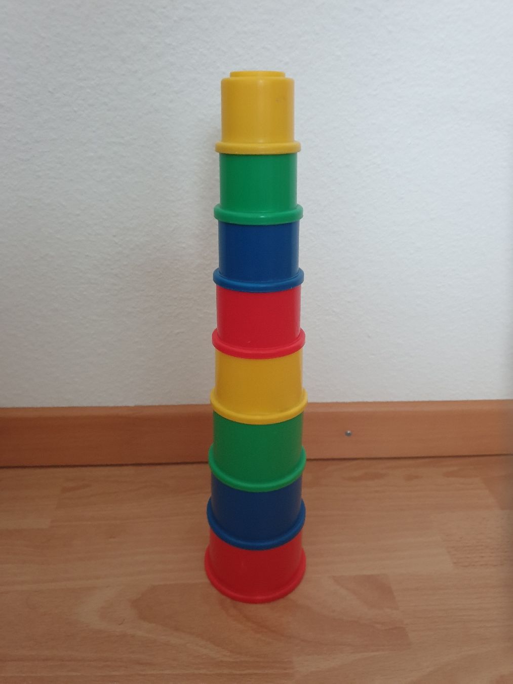Spielzeuge: Stapelbecher – Gebraucht aus Wettingen von fis_lg9z