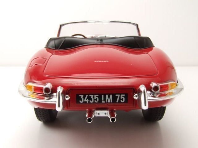 Jaguar Modellini d'auto: Jaguar E-Type Cabrio im Massstab 1:12 – Nuovo e nell'imballaggio originale da Erlenbach im Simmental venduto da Model_box 4