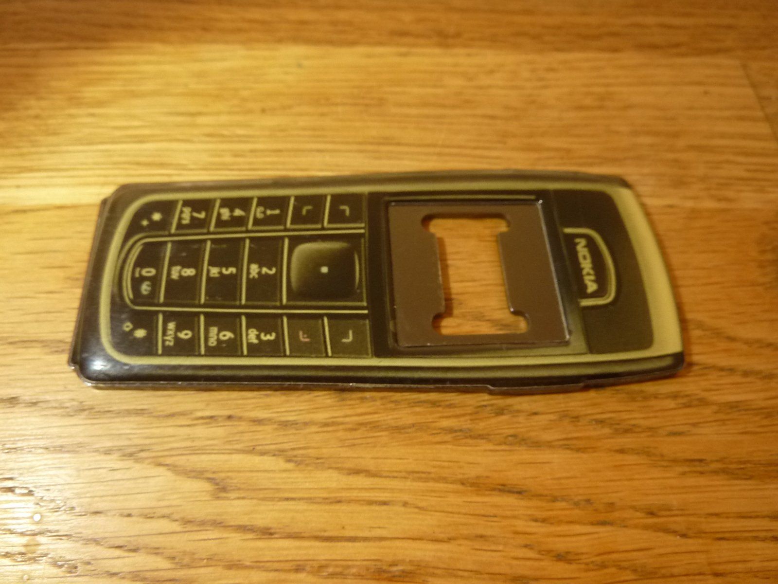 Apribottiglie & Tappi per chiusura: Flaschenöffner als legendäres Nokia Handys 6230 – Usato da Hochfelden venduto da swissice 1