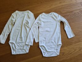 2 H&M Langarmbodies weiss aus Bio-Baumwolle Grösse 98