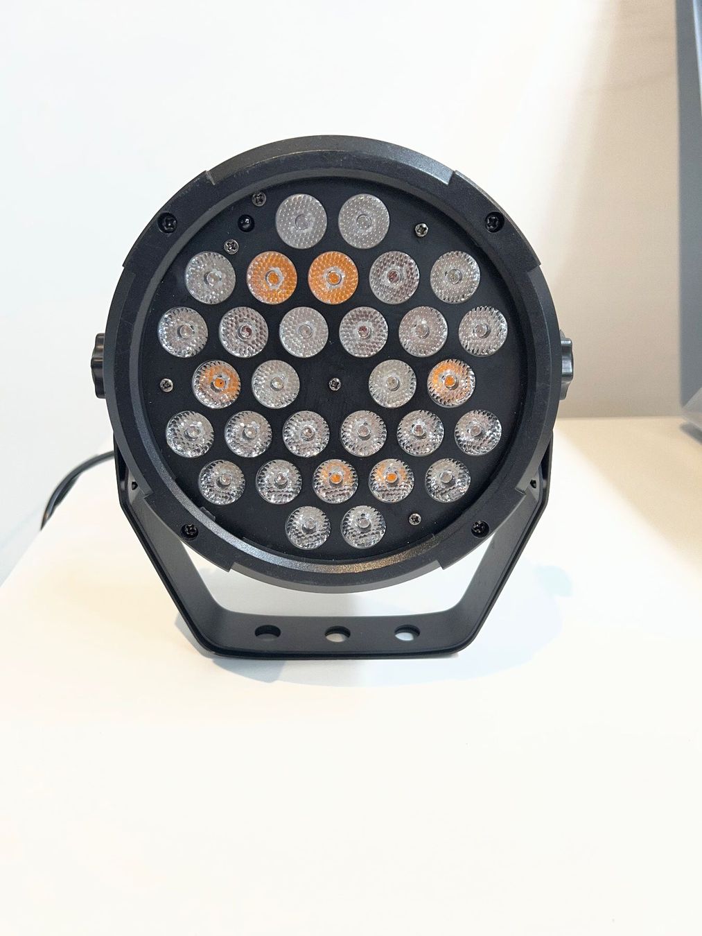 Baukästen: 020 Posten 8x MARK COB 6 UV Spotlight – Gebraucht aus Wangen an der Aare von TBYN 4