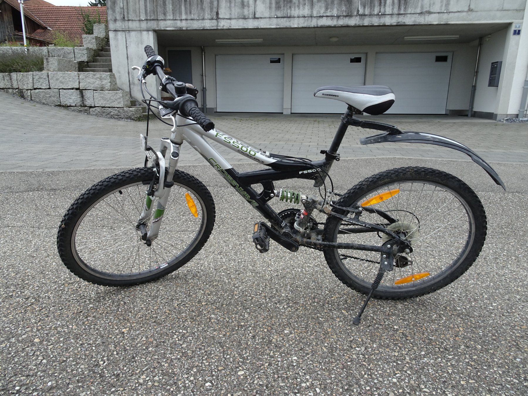 Crosswave Biciclette: Kinder Fahrrad Crosswave FS500 24" – Usato da Schenkon venduto da Recar