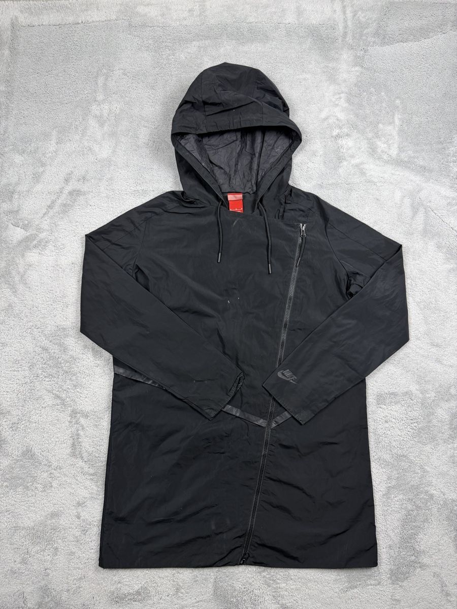 Nike Giacche: Nike windbreaker jacket – Usato da Erlinsbach SO venduto da TogaResell