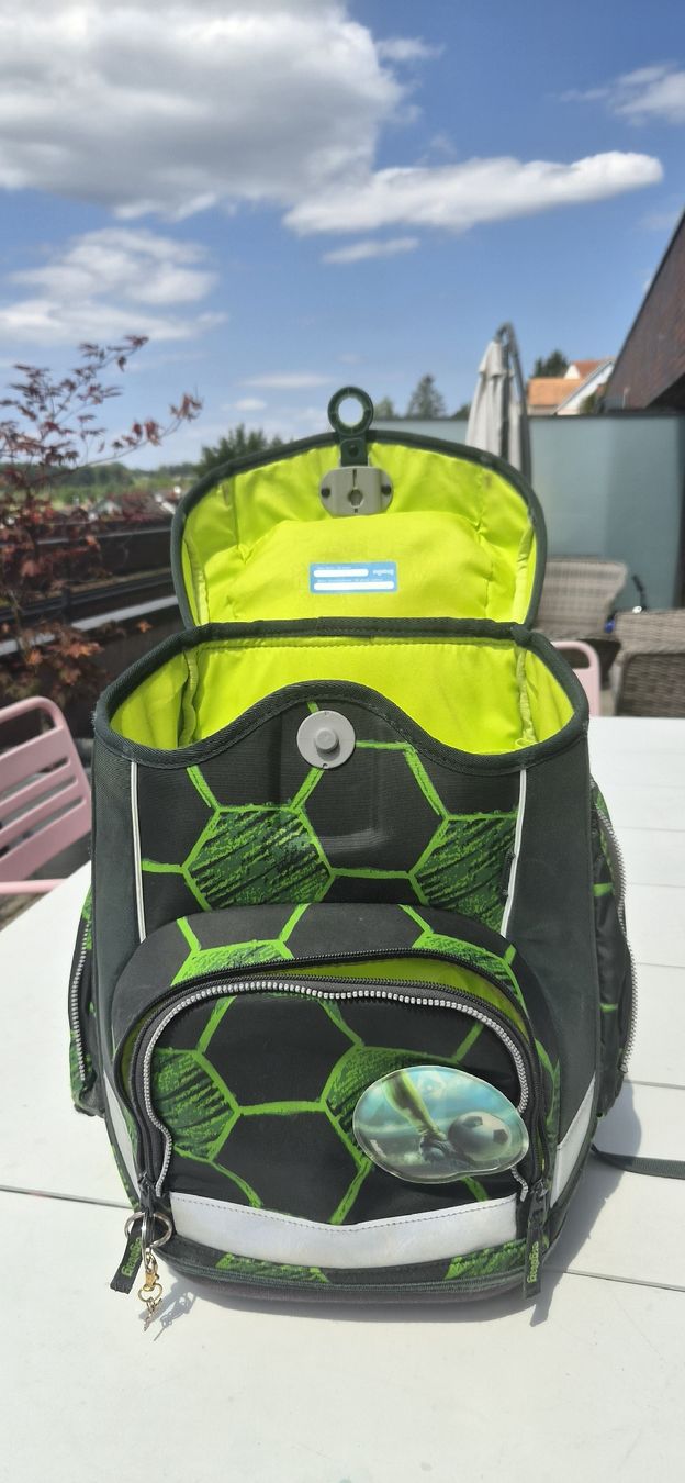 Ergobag Kindertaschen: Ergobag set – Gebraucht aus WETTSWIL von bel_8788 3