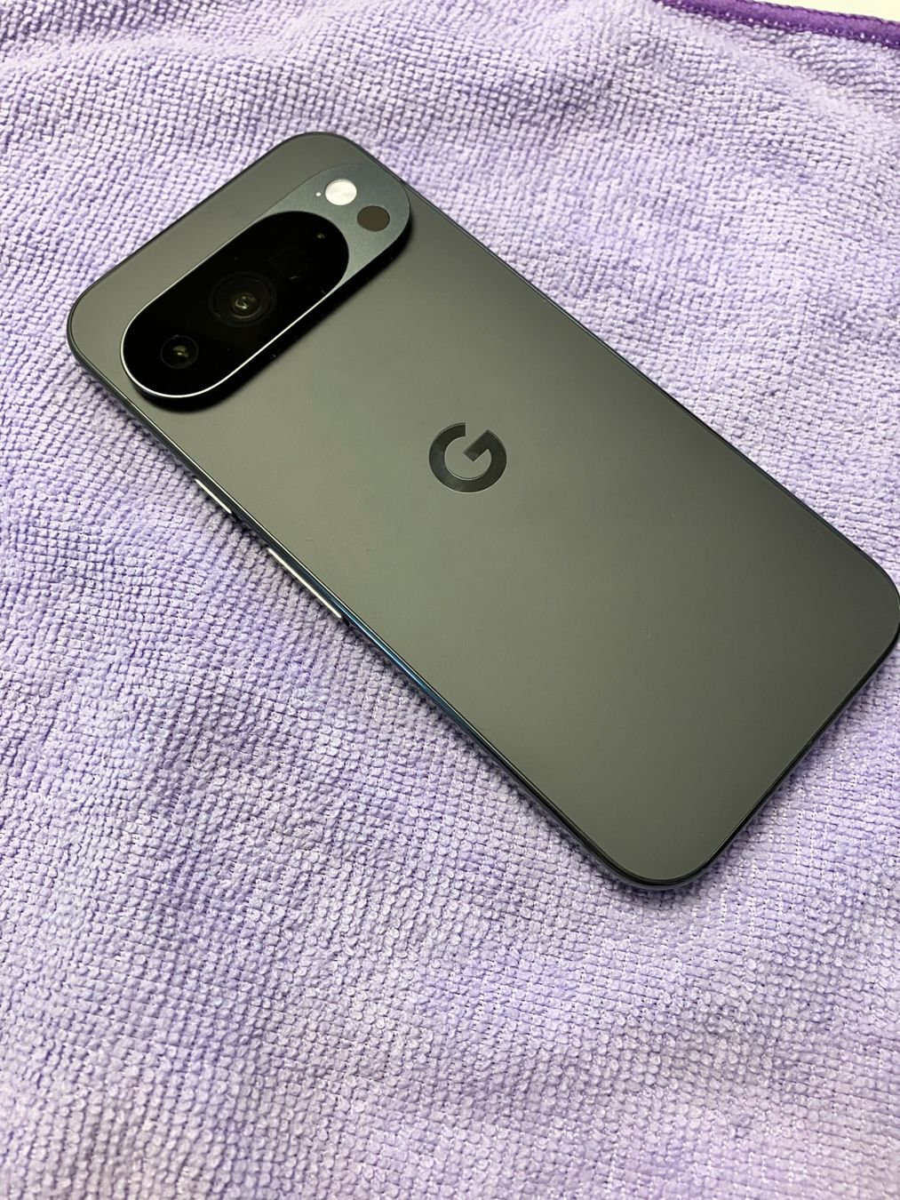 Google Portables: Google Pixel 10 Pro, 128 GB, inkl. Garantie – D'occasion à Winkel par rwe_