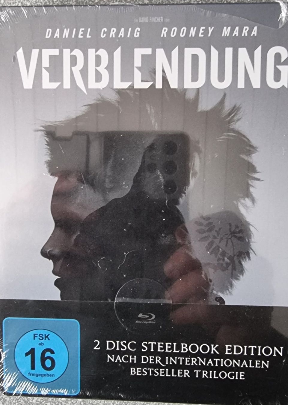 Tutti i DVDs: Blu Ray Verblendung Steelbook NEU - Daniel Craig – Nuovo e nell'imballaggio originale da Oetwil am See venduto da fineli2
