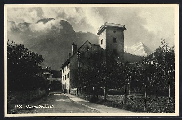 Ansichtskarten: Thusis, Schlössli mit Strasse und Bergb – Gebraucht aus Berlin von bartko-reher
