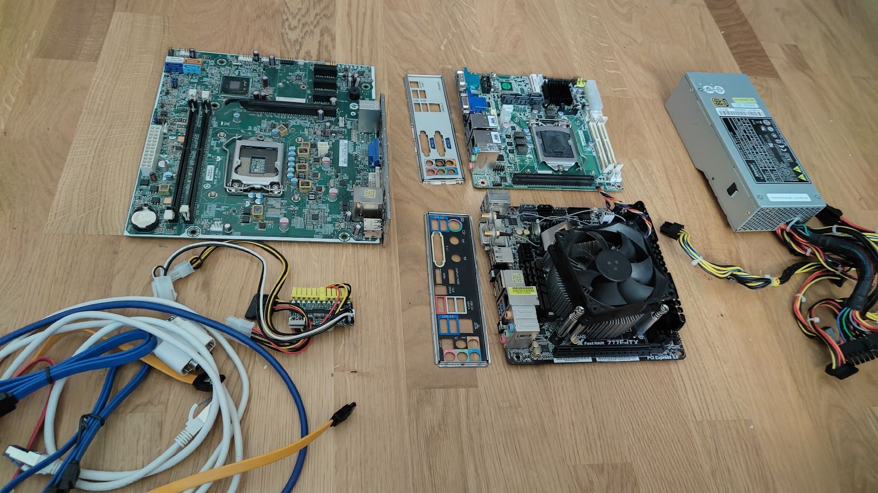 Intel PC: Mainboards und Netzteile Intel i3-3470, Diverses Zeug – Difettoso da Gümligen venduto da JohnnyOnyx 7