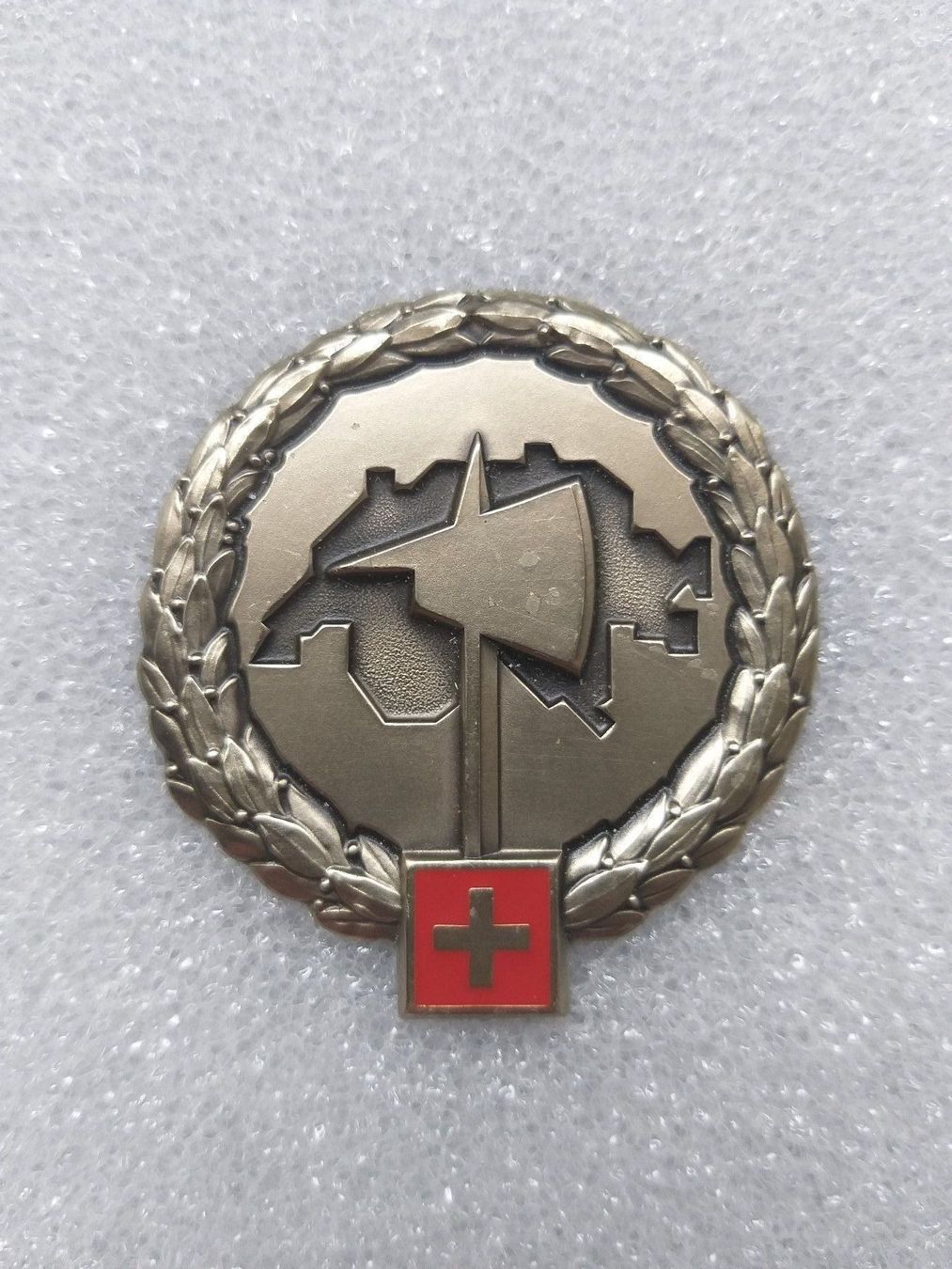 Placchette & Badge: Béretemblem Armeetruppen Variante 1 – Nuovo (secondo la descrizione) da Bauma venduto da SwissMilitaria
