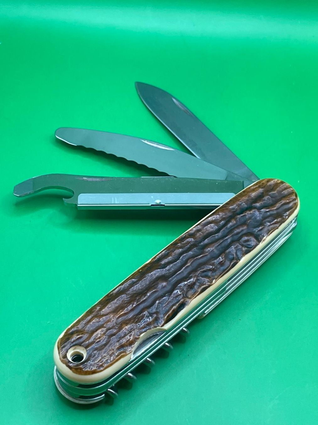 Victorinox Coltelli tascabile: Horn Sackmesser – Usato da Unterlangenegg venduto da can_rf8g