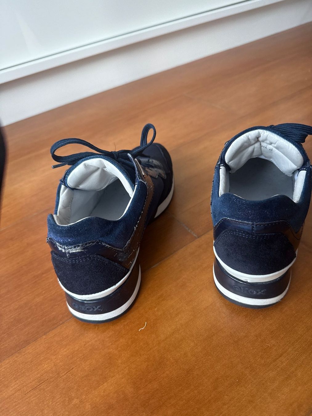 Geox Scarpe da donna: Geox Sneaker dunkelblau Grösse 40 – Usato da Thalwil venduto da vernasm 2