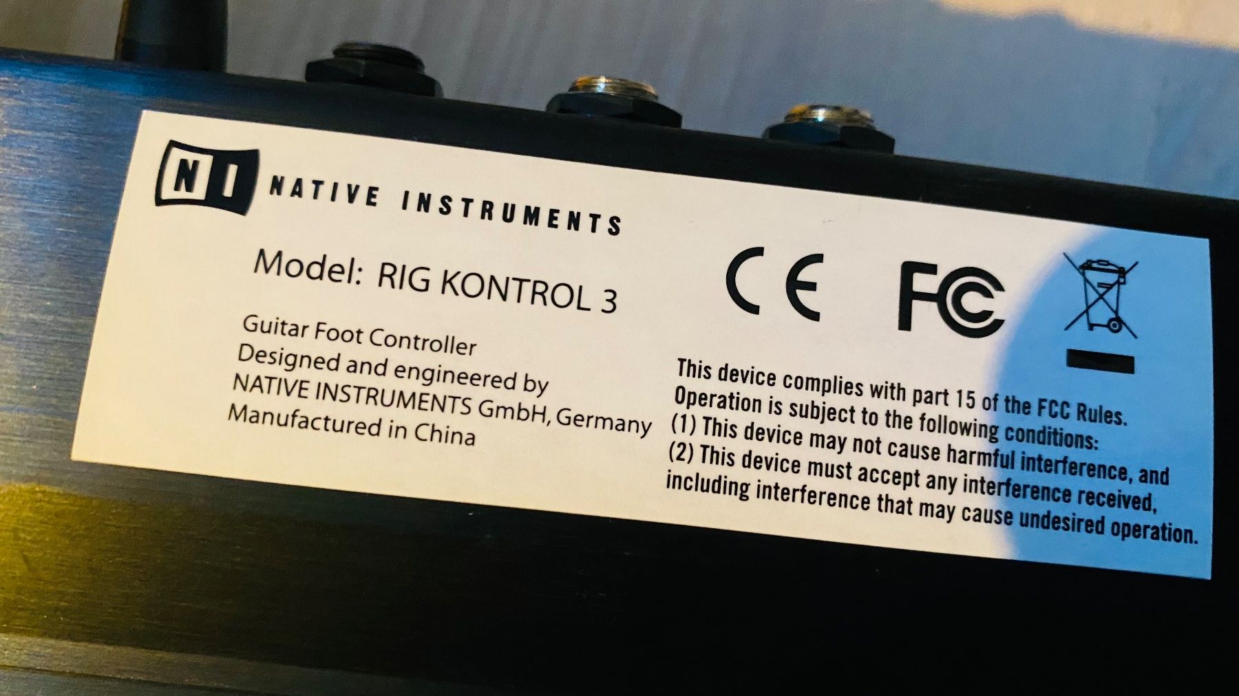 Native Instruments Strumenti musicali: Native Instruments Rig Kontrol 3 (Guitar Rig) – Usato da Uitikon Waldegg venduto da AndersWohoo 3