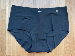 Victoria's Secret No Show Hiphugger Panty S NEW