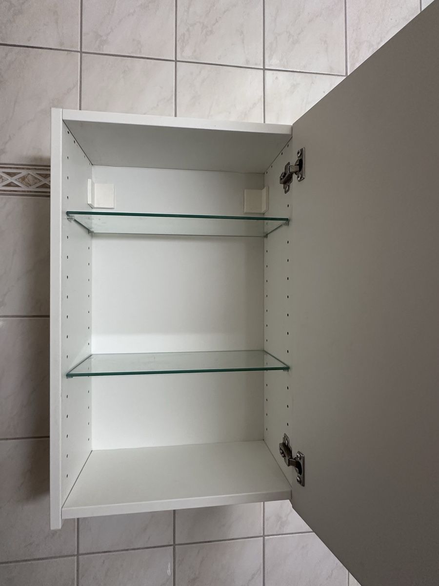 Armadietti a specchio: Armoire blanche 2 étagères bon état – Nuovo (secondo la descrizione) da Lausanne venduto da gul_z2m6