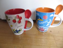 2 Teetassen Mugs mit Löffel Delphin Früchte