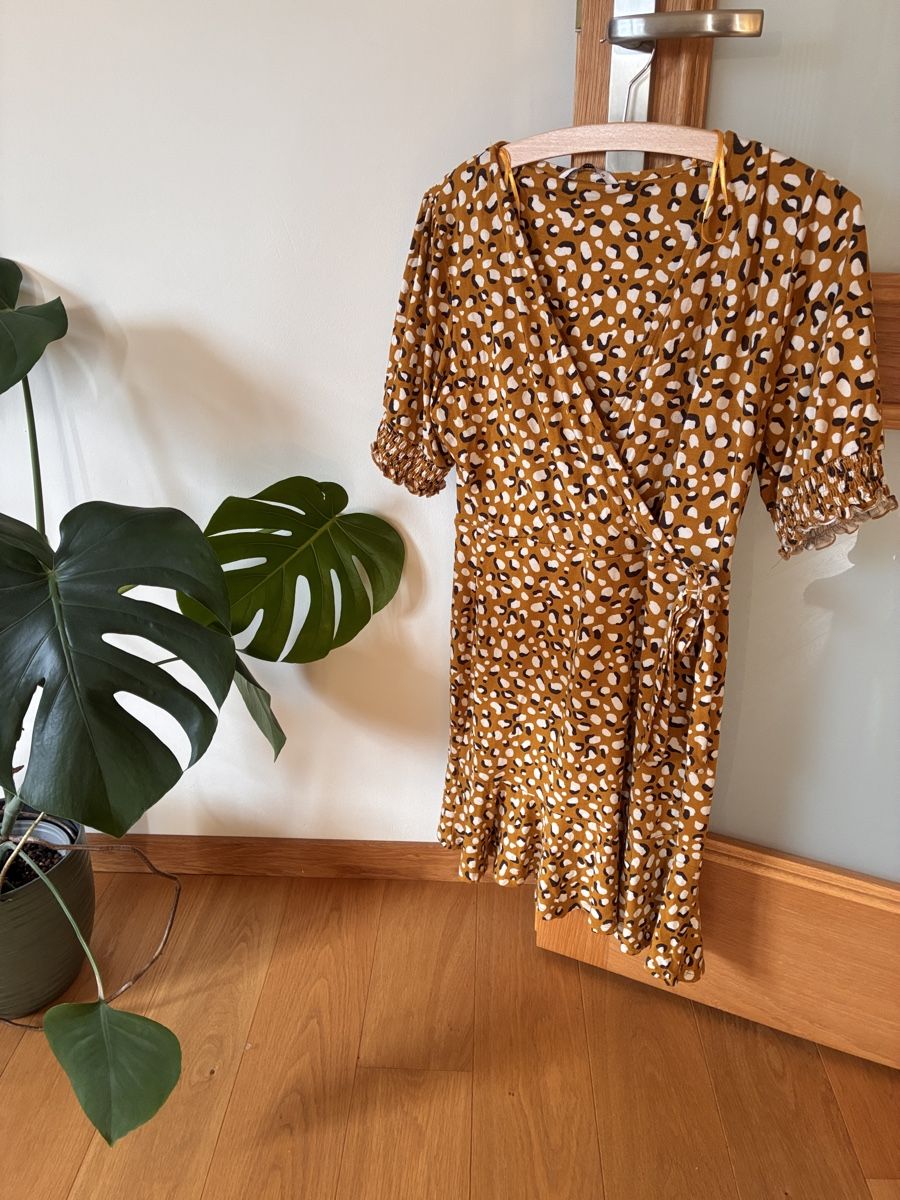 Kleider: Summer dress – Gebraucht aus Untersiggenthal von mic_ksv9