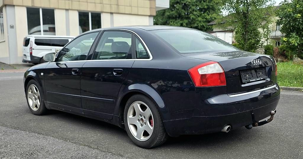 Automobili: Audi A4 1.8t quattro Limo – Usato da Heiligkreuz (Mels) venduto da Beyond-Auto 4