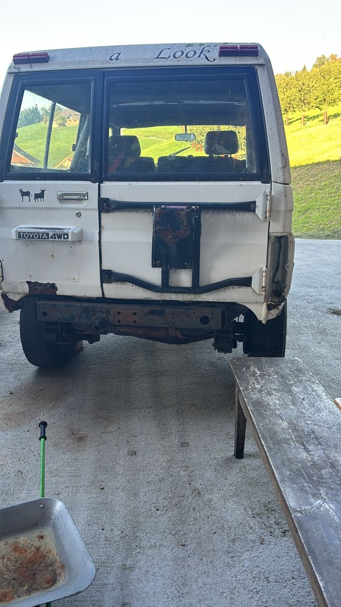 Toyota Automobili: Toyota Landcruiser – Difettoso da Root venduto da Oberkienzen 6