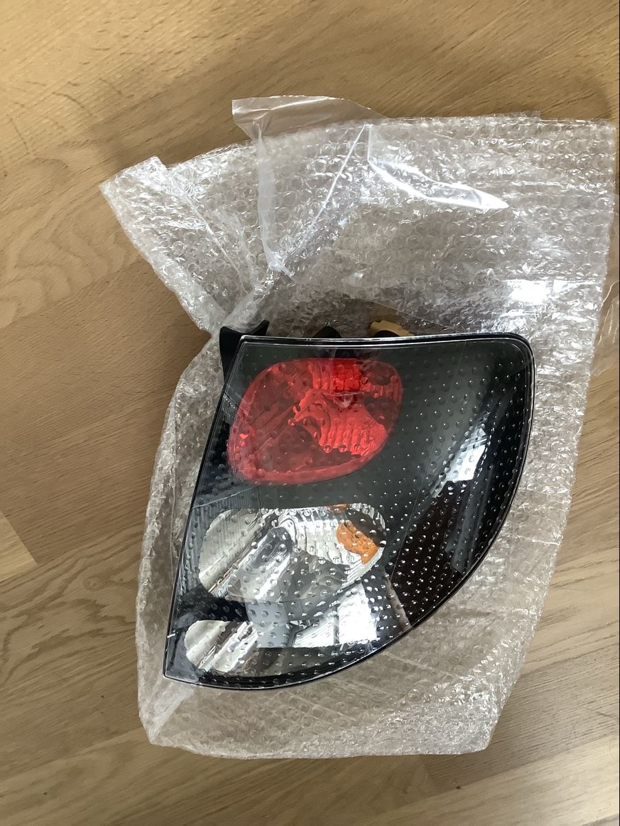 Citroën Alle Autoersatzteile: Citroen C3 Pluriel Rücklicht – Neu (gemäss Beschreibung) aus Horn von nerocsl01