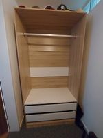Garderobe mit schubladen