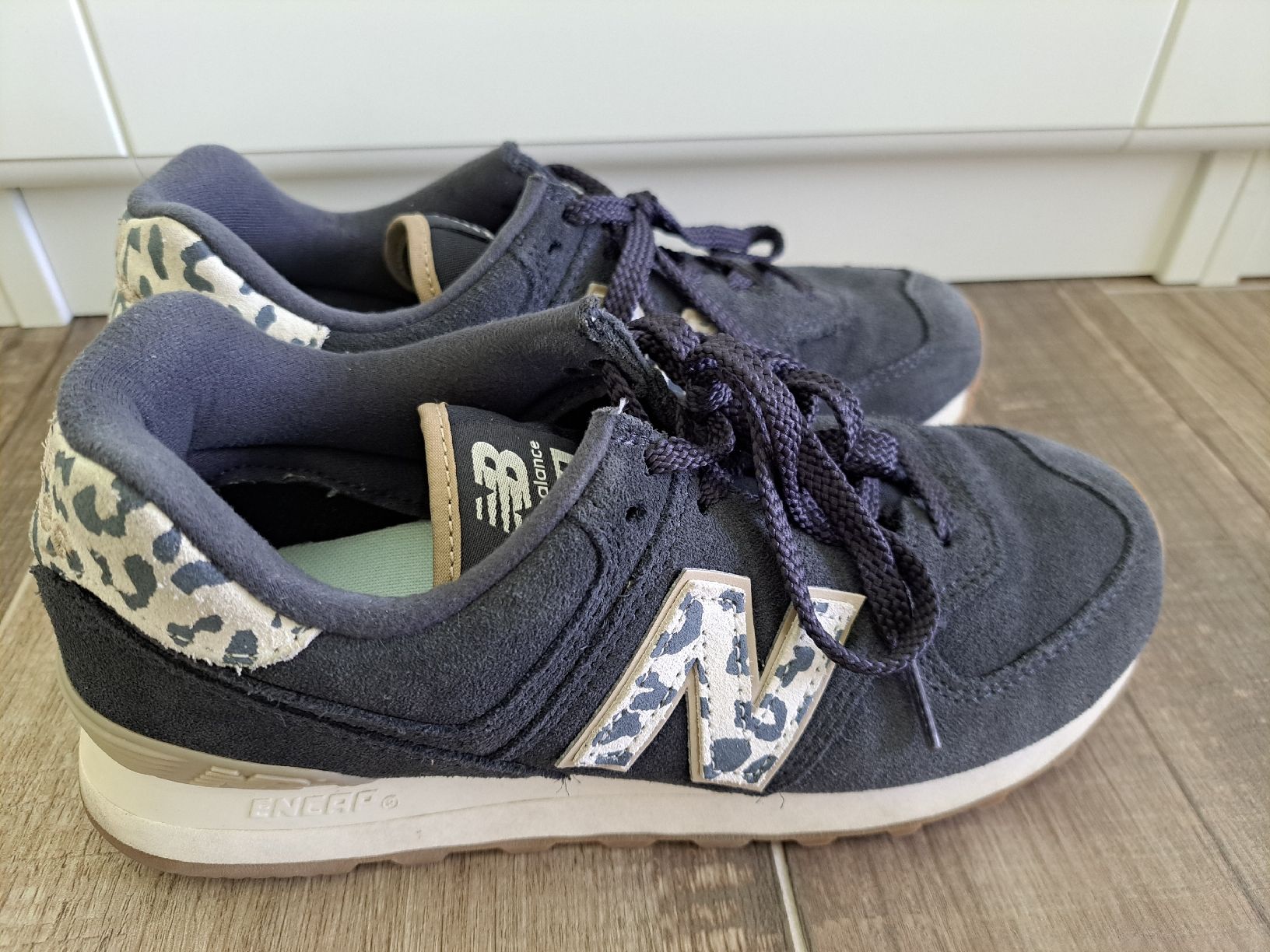 New Balance Scarpe da donna: Baskets New Balance 574 - Pointure EU 37.5 / U – Nuovo (secondo la descrizione) da Chavannes-de-Bogis venduto da joe_videogames 2