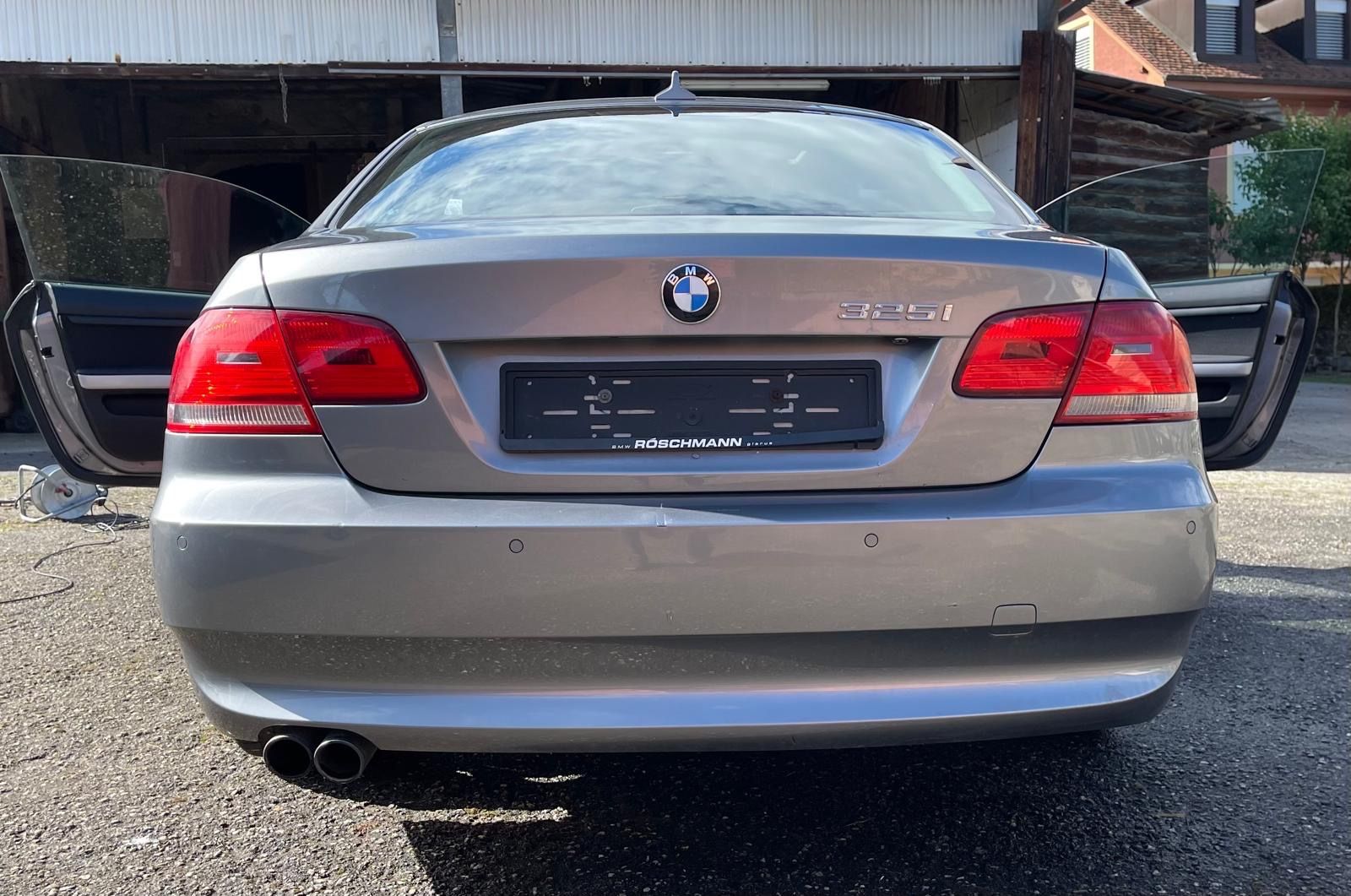 BMW Automobili: BMW 325i Coupé - année 2006 – Usato da Cornaux NE venduto da Oliiive 3