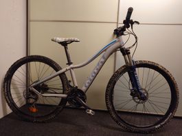 GHOST Lanao2 Mountainbike / Jugendfahrrad (Grau/Hellblau)